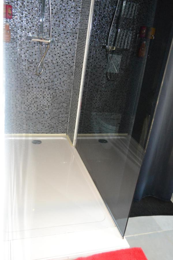 Suite 30 M2 Ideale Pour 2 Personnes Flassans-sur-Issole Exterior photo