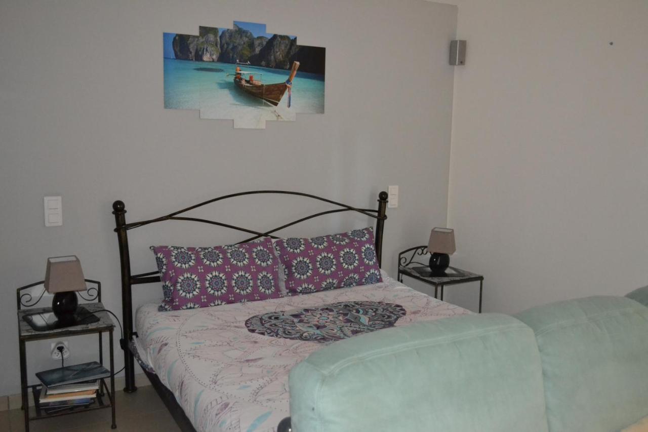 Suite 30 M2 Ideale Pour 2 Personnes Flassans-sur-Issole Exterior photo