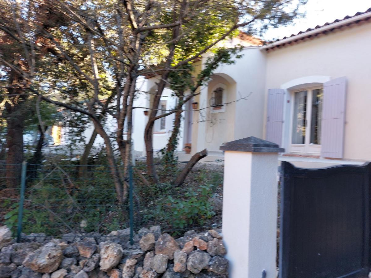 Suite 30 M2 Ideale Pour 2 Personnes Flassans-sur-Issole Exterior photo